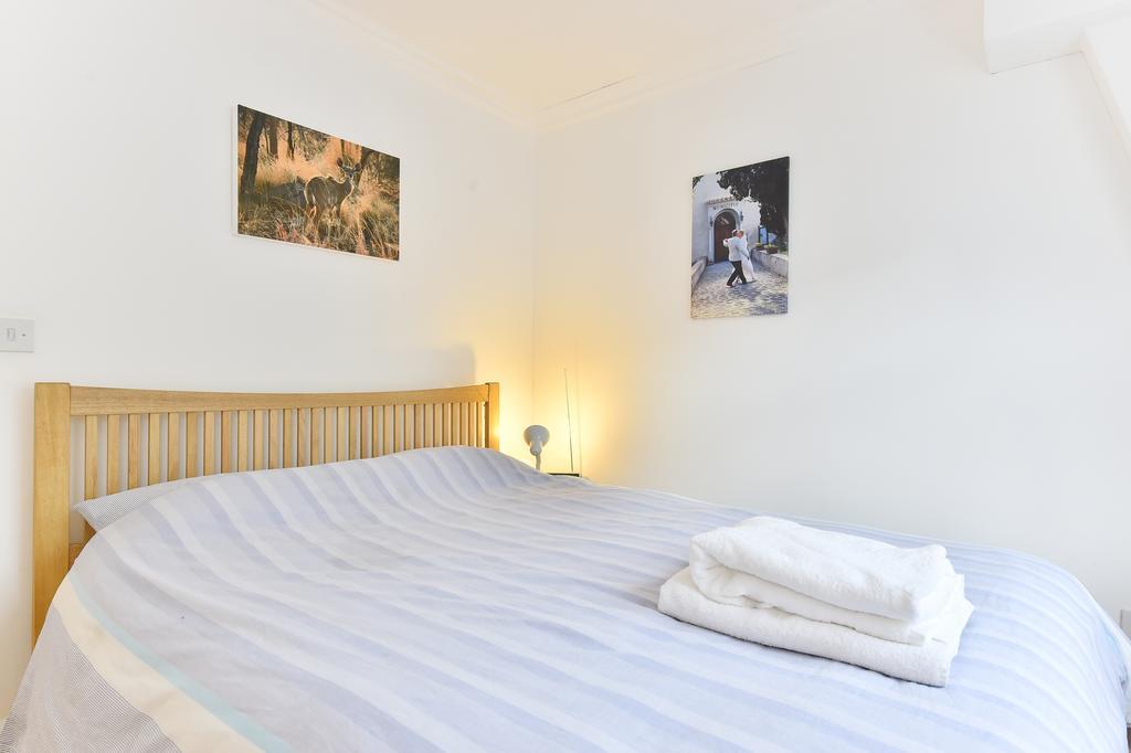 Charming Flat Near Earl'S Court Station, 4 Guests Apartment London Ngoại thất bức ảnh